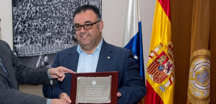 Canarias oficializa la salida de Conrado Domínguez al frente del Servicio Canario de Salud